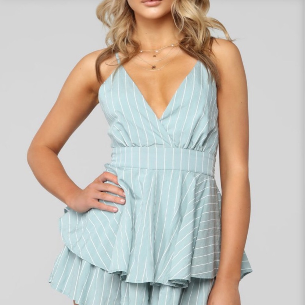 Fashion nova romper NWOT